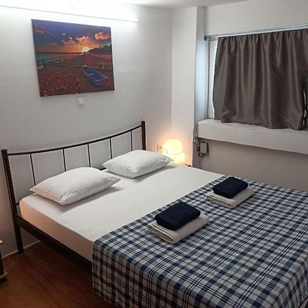 Apartment Dipla Athen Exterior foto